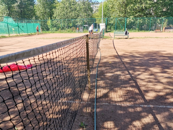 Муниципальные теннисные корты у Московском фото 1