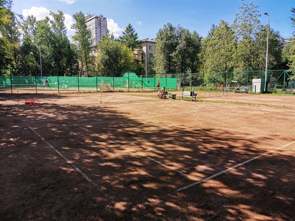 Муниципальные теннисные корты у Московском фото 2